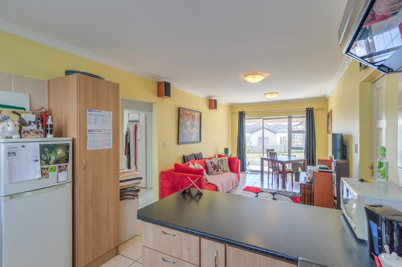2 Bedroom Property for Sale in Somerset West Western Cape